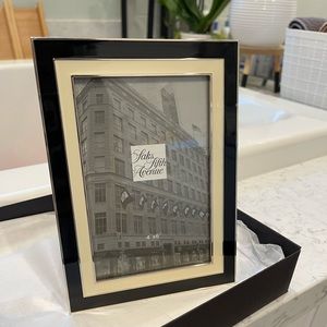 Saks Fifth Avenue picture frame